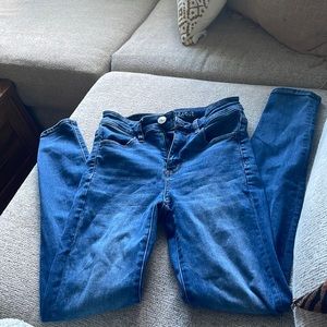American Eagle high rise jean